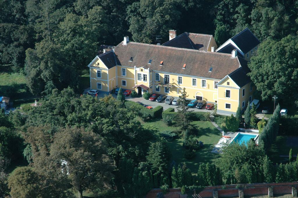 Kastélyfogadó Sitke Exterior foto