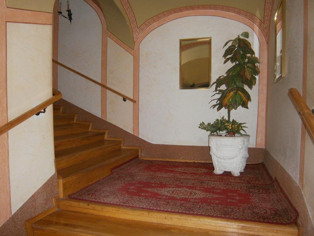 Kastélyfogadó Sitke Exterior foto